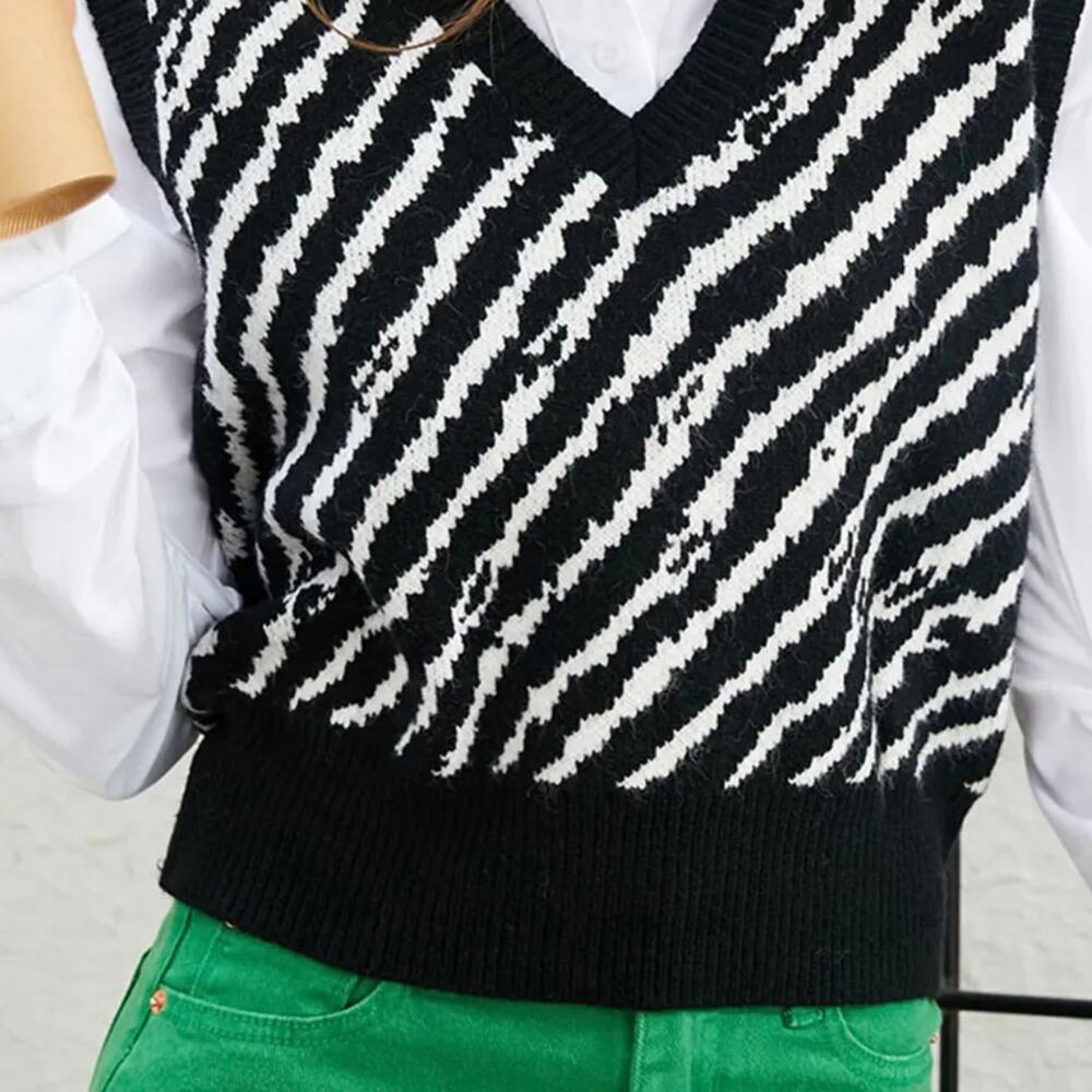 ZAFUL Striped V Neck Loose Sweater Vest - Black Size Small